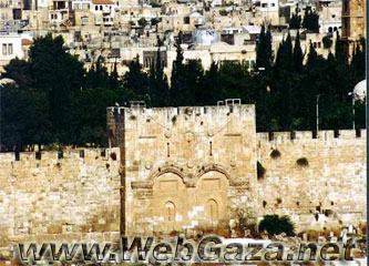 Bab El-Rahmeh (Golden Gate) - Has been bricked up for more than a millennium because a Muslim tradition holds that one day a conqueror will enter through this gate to destroy the city.
